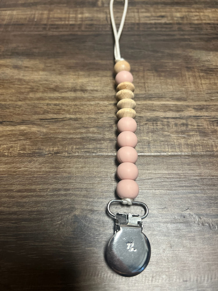 Three Hearts Dainty Metal Paci Clip