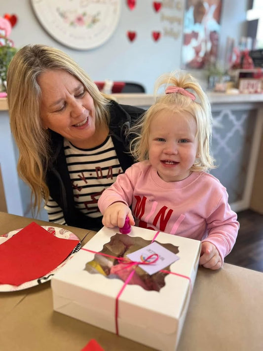 Sweethearts & Sprinkles - Mommy & Me Cookie Decorating Class