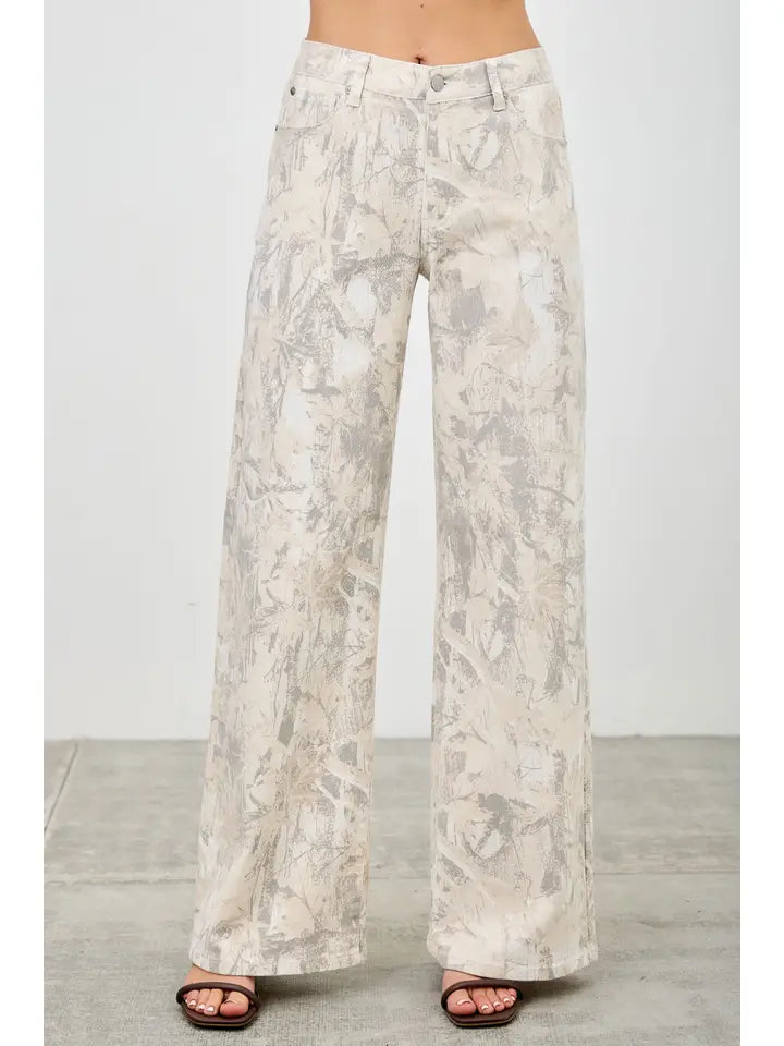 Camo Mid Rise Wide Leg Straight Pant